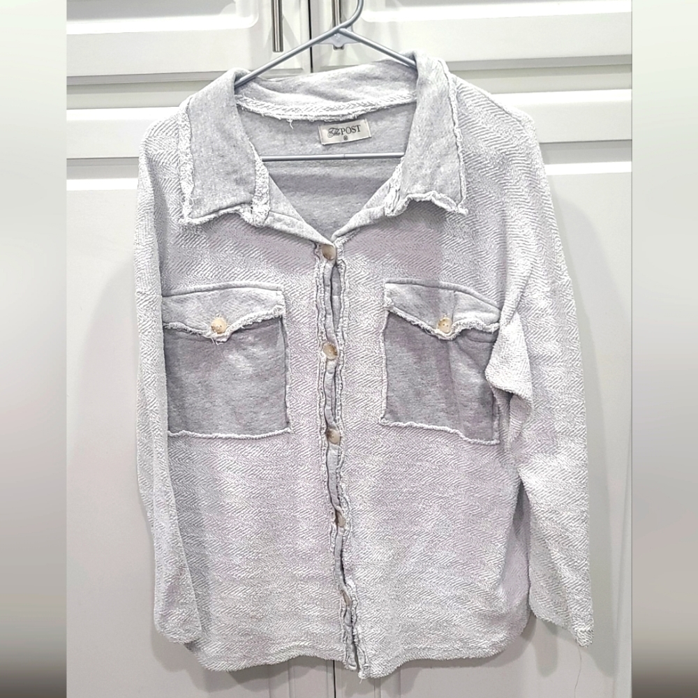 Gray Button Up Long Sleeve Pullover With Side Slits, M, Brand new